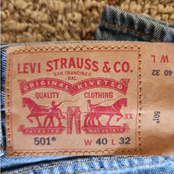 Levi's 501 Jeans Men's 40x32 Blue Original Premium Straight Button Fly Cowboy - Picture 3 of 12